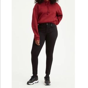 Levi’s - 721 High Rise Skinny - Soft Black